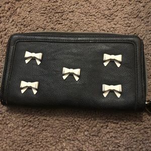 Betsy Johnson wallet